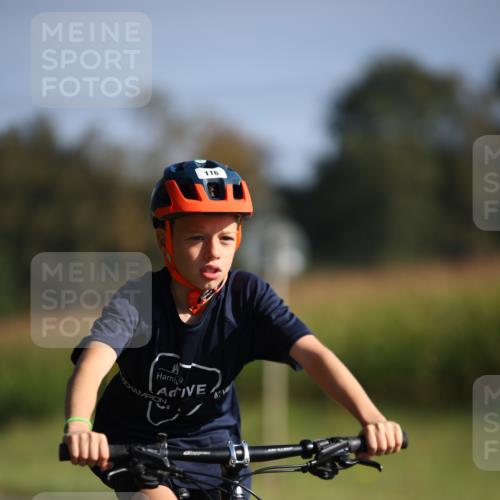 01.09.2024 - 17. Tribühne Triathlon H.Heesch http://msf.ph/oto/6938492 01.09.2024 09:46:21 Radfahren 116 meine-sportfotos.de