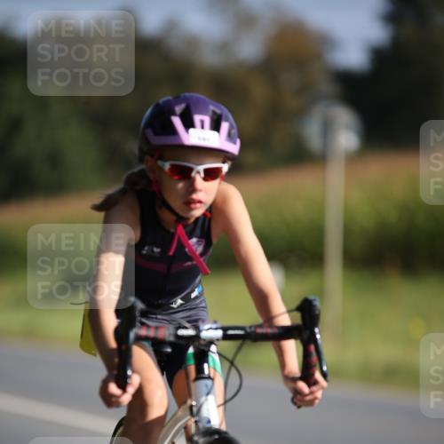 01.09.2024 - 17. Tribühne Triathlon H.Heesch http://msf.ph/oto/6938574 01.09.2024 09:47:03 Radfahren 101 meine-sportfotos.de