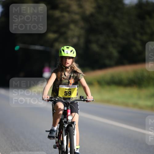 01.09.2024 - 17. Tribühne Triathlon H.Heesch http://msf.ph/oto/6938623 01.09.2024 10:05:27 Radfahren 59 meine-sportfotos.de