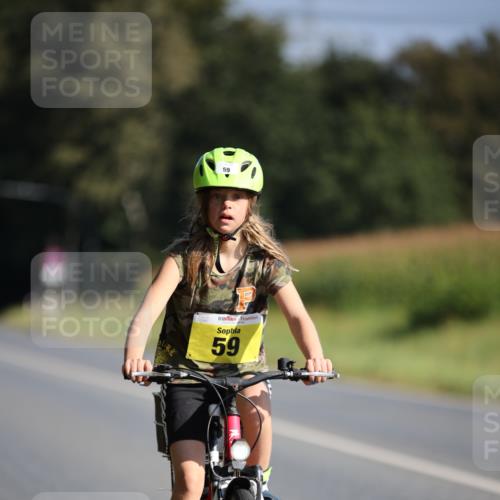 01.09.2024 - 17. Tribühne Triathlon H.Heesch http://msf.ph/oto/6938644 01.09.2024 10:05:28 Radfahren 59 meine-sportfotos.de