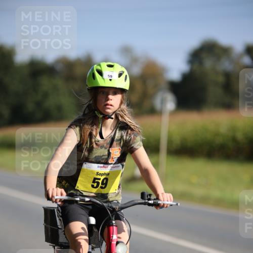 01.09.2024 - 17. Tribühne Triathlon H.Heesch http://msf.ph/oto/6938667 01.09.2024 10:05:29 Radfahren 59 meine-sportfotos.de