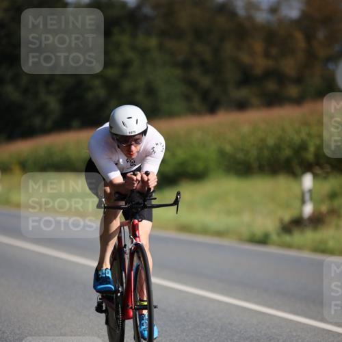 01.09.2024 - 17. Tribühne Triathlon H.Heesch http://msf.ph/oto/6938711 01.09.2024 10:23:54 Radfahren 1075 meine-sportfotos.de