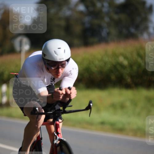 01.09.2024 - 17. Tribühne Triathlon H.Heesch http://msf.ph/oto/6938728 01.09.2024 10:23:54 Radfahren 1075 meine-sportfotos.de