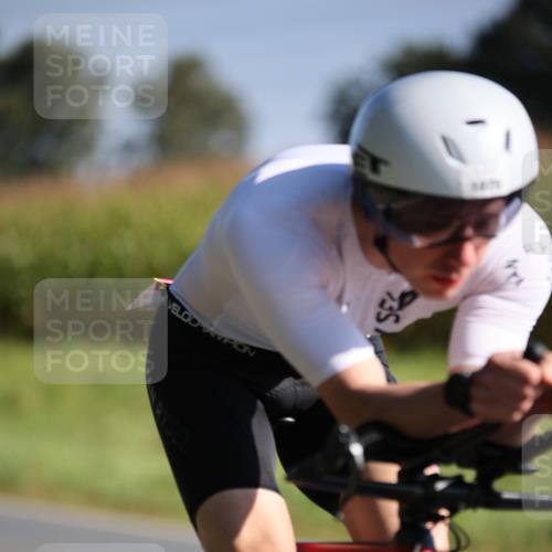 01.09.2024 - 17. Tribühne Triathlon H.Heesch http://msf.ph/oto/6938739 01.09.2024 10:23:55 Radfahren 1075 meine-sportfotos.de