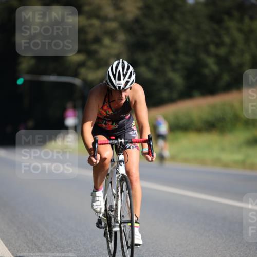 01.09.2024 - 17. Tribühne Triathlon H.Heesch http://msf.ph/oto/6939106 01.09.2024 10:28:54 Radfahren 285, 1065 meine-sportfotos.de