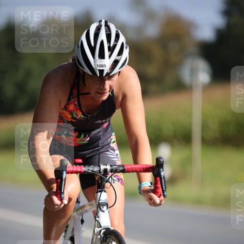 01.09.2024 - 17. Tribühne Triathlon H.Heesch http://msf.ph/oto/6939145 01.09.2024 10:28:55 Radfahren 285, 1065 meine-sportfotos.de