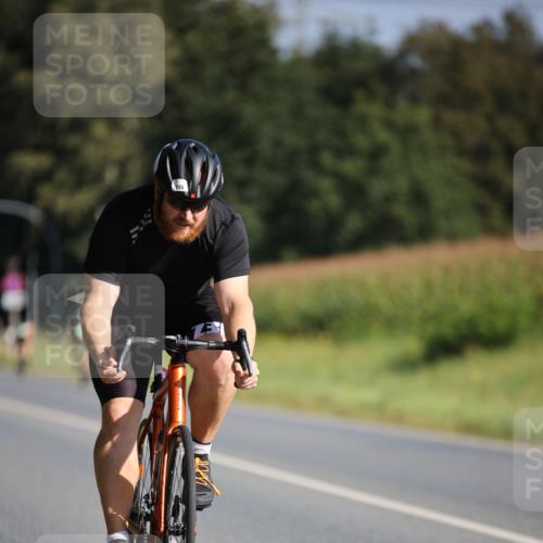 01.09.2024 - 17. Tribühne Triathlon H.Heesch http://msf.ph/oto/6939153 01.09.2024 10:29:32 Radfahren 155, 253, 264 meine-sportfotos.de