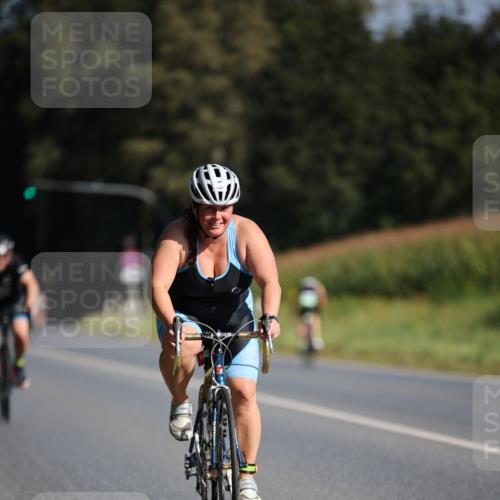 01.09.2024 - 17. Tribühne Triathlon H.Heesch http://msf.ph/oto/6939183 01.09.2024 10:29:55 Radfahren 147, 152, 181, 265, 277, 1070 meine-sportfotos.de