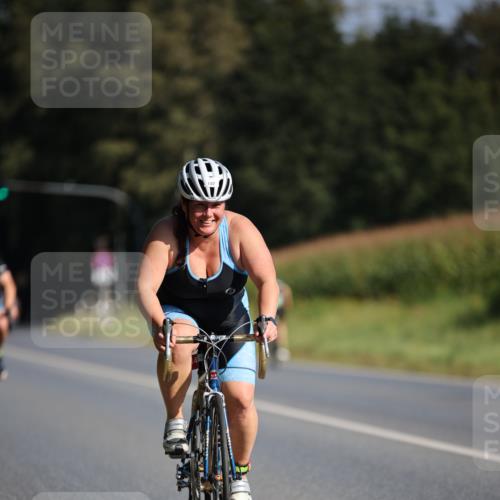 01.09.2024 - 17. Tribühne Triathlon H.Heesch http://msf.ph/oto/6939191 01.09.2024 10:29:55 Radfahren 147, 152, 181, 265, 277, 1070 meine-sportfotos.de
