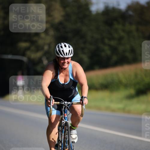 01.09.2024 - 17. Tribühne Triathlon H.Heesch http://msf.ph/oto/6939198 01.09.2024 10:29:55 Radfahren 147, 152, 181, 265, 277, 1070 meine-sportfotos.de