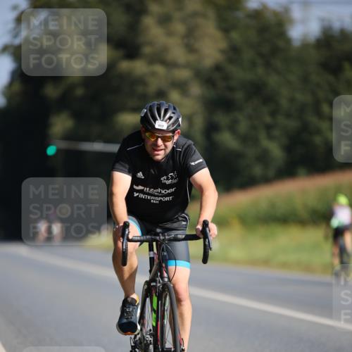 01.09.2024 - 17. Tribühne Triathlon H.Heesch http://msf.ph/oto/6939209 01.09.2024 10:29:57 Radfahren 147, 152, 181, 265, 277, 296, 1070 meine-sportfotos.de