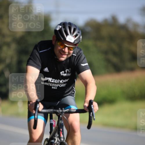 01.09.2024 - 17. Tribühne Triathlon H.Heesch http://msf.ph/oto/6939242 01.09.2024 10:29:58 Radfahren 152, 181, 265, 277, 296, 1070 meine-sportfotos.de