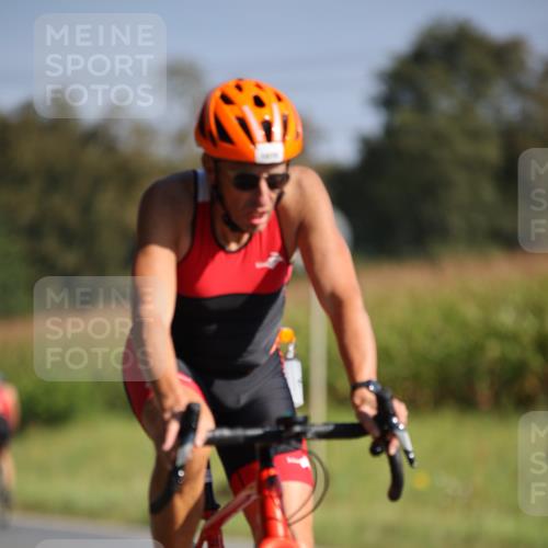 01.09.2024 - 17. Tribühne Triathlon H.Heesch http://msf.ph/oto/6939281 01.09.2024 10:30:05 Radfahren 277, 296, 1070, 1074 meine-sportfotos.de