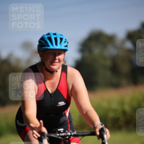 01.09.2024 - 17. Tribühne Triathlon H.Heesch http://msf.ph/oto/6939340 01.09.2024 10:30:15 Radfahren 1074 meine-sportfotos.de