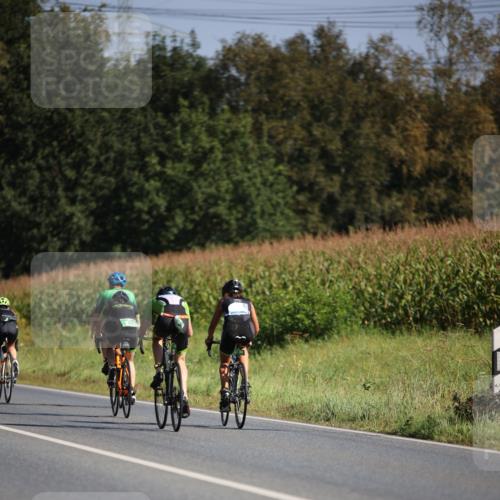 01.09.2024 - 17. Tribühne Triathlon H.Heesch http://msf.ph/oto/6939353 01.09.2024 10:30:44 Radfahren 150, 186, 200, 220, 247, 267, 292 meine-sportfotos.de