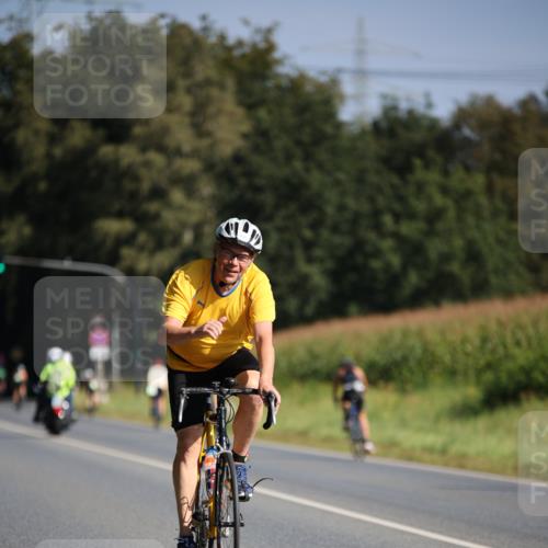 01.09.2024 - 17. Tribühne Triathlon H.Heesch http://msf.ph/oto/6939453 01.09.2024 10:31:00 Radfahren 213, 231, 272, 297, 1071 meine-sportfotos.de