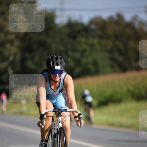 01.09.2024 - 17. Tribühne Triathlon H.Heesch http://msf.ph/oto/6939505 01.09.2024 10:31:33 Radfahren 162, 198, 210, 289, 303 meine-sportfotos.de