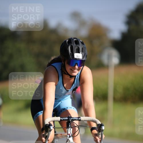 01.09.2024 - 17. Tribühne Triathlon H.Heesch http://msf.ph/oto/6939526 01.09.2024 10:31:33 Radfahren 162, 198, 210, 289, 303 meine-sportfotos.de