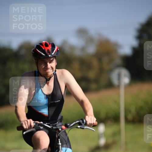01.09.2024 - 17. Tribühne Triathlon H.Heesch http://msf.ph/oto/6939584 01.09.2024 10:31:45 Radfahren 187, 232, 242, 259, 303, 304, 1062 meine-sportfotos.de
