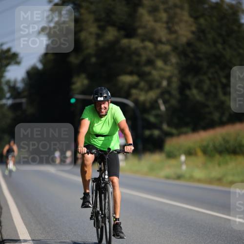 01.09.2024 - 17. Tribühne Triathlon H.Heesch http://msf.ph/oto/6939586 01.09.2024 10:32:12 Radfahren 167, 221, 228 meine-sportfotos.de
