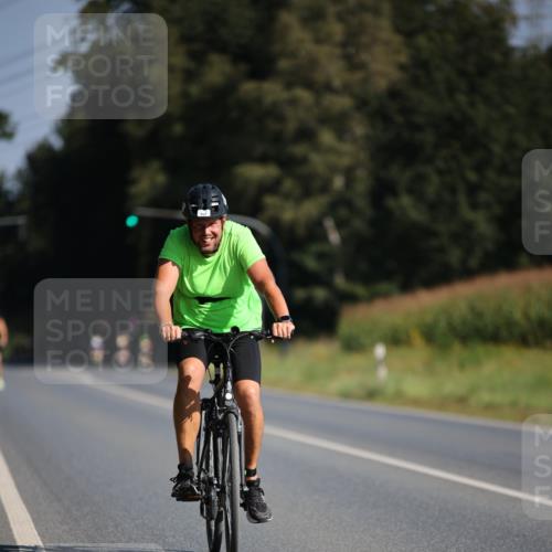 01.09.2024 - 17. Tribühne Triathlon H.Heesch http://msf.ph/oto/6939602 01.09.2024 10:32:12 Radfahren 167, 221, 228 meine-sportfotos.de