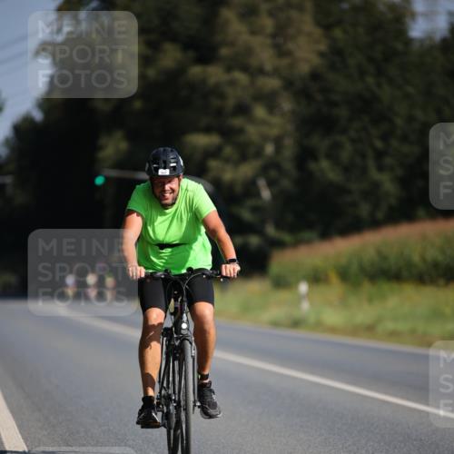 01.09.2024 - 17. Tribühne Triathlon H.Heesch http://msf.ph/oto/6939607 01.09.2024 10:32:12 Radfahren 167, 221, 228 meine-sportfotos.de