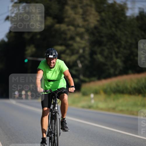 01.09.2024 - 17. Tribühne Triathlon H.Heesch http://msf.ph/oto/6939612 01.09.2024 10:32:12 Radfahren 167, 221, 228 meine-sportfotos.de