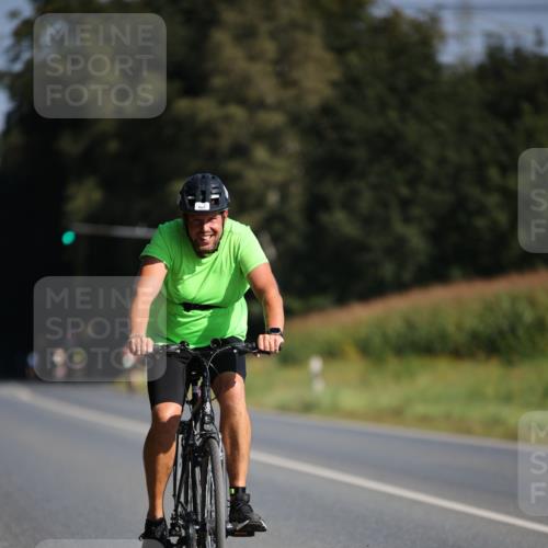 01.09.2024 - 17. Tribühne Triathlon H.Heesch http://msf.ph/oto/6939623 01.09.2024 10:32:13 Radfahren 167, 221, 228 meine-sportfotos.de