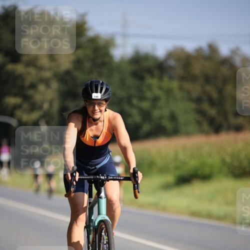 01.09.2024 - 17. Tribühne Triathlon H.Heesch http://msf.ph/oto/6939730 01.09.2024 10:32:53 Radfahren 149, 209, 233, 252, 269 meine-sportfotos.de