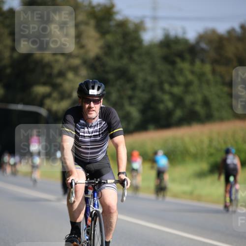 01.09.2024 - 17. Tribühne Triathlon H.Heesch http://msf.ph/oto/6939797 01.09.2024 10:33:43 Radfahren 108, 189, 195, 197, 212, 226, 305, 730 meine-sportfotos.de