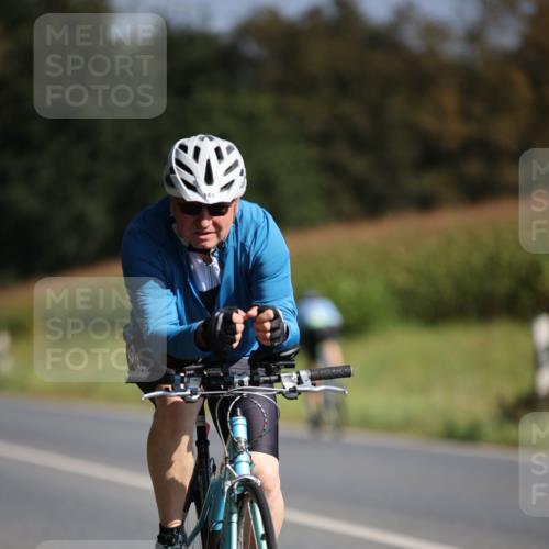 01.09.2024 - 17. Tribühne Triathlon H.Heesch http://msf.ph/oto/6939845 01.09.2024 10:33:59 Radfahren 144, 214, 224, 236, 237 meine-sportfotos.de