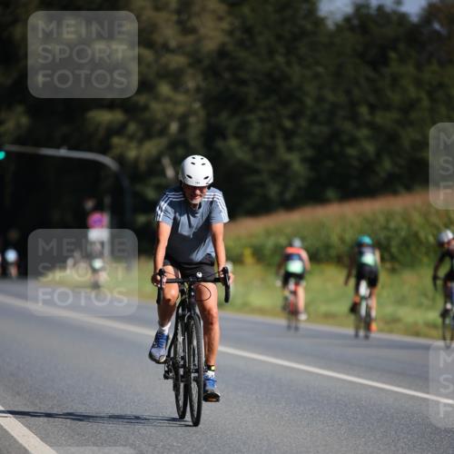 01.09.2024 - 17. Tribühne Triathlon H.Heesch http://msf.ph/oto/6939864 01.09.2024 10:34:16 Radfahren 141, 158, 192 meine-sportfotos.de