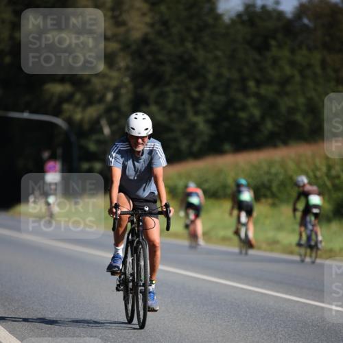 01.09.2024 - 17. Tribühne Triathlon H.Heesch http://msf.ph/oto/6939876 01.09.2024 10:34:16 Radfahren 141, 158, 192 meine-sportfotos.de