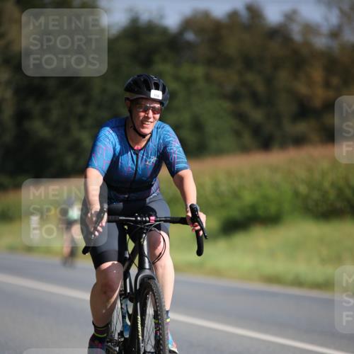 01.09.2024 - 17. Tribühne Triathlon H.Heesch http://msf.ph/oto/6939944 01.09.2024 10:34:21 Radfahren 137, 158, 192, 202 meine-sportfotos.de