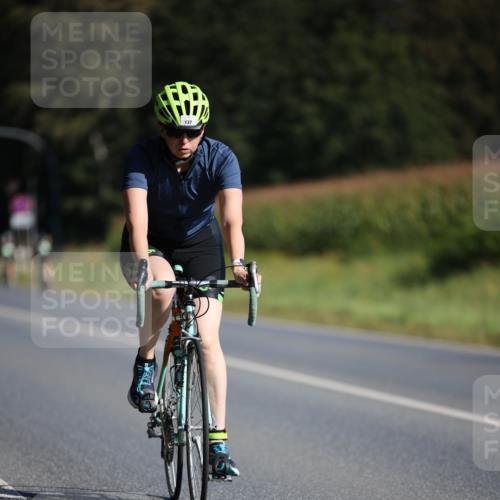 01.09.2024 - 17. Tribühne Triathlon H.Heesch http://msf.ph/oto/6939988 01.09.2024 10:34:26 Radfahren 137, 192, 202 meine-sportfotos.de