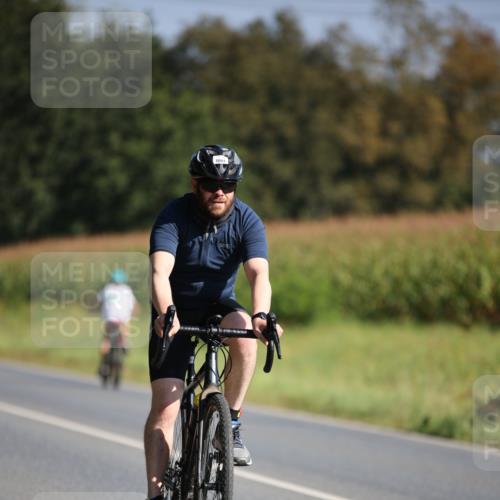 01.09.2024 - 17. Tribühne Triathlon H.Heesch http://msf.ph/oto/6940021 01.09.2024 10:34:48 Radfahren 241, 282, 1064 meine-sportfotos.de