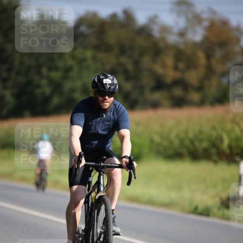 01.09.2024 - 17. Tribühne Triathlon H.Heesch http://msf.ph/oto/6940024 01.09.2024 10:34:48 Radfahren 241, 282, 1064 meine-sportfotos.de