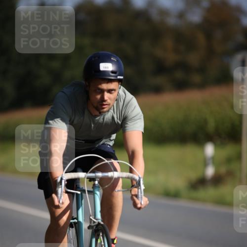 01.09.2024 - 17. Tribühne Triathlon H.Heesch http://msf.ph/oto/6940102 01.09.2024 10:35:06 Radfahren 168, 169 meine-sportfotos.de