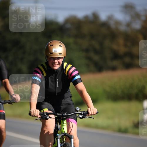 01.09.2024 - 17. Tribühne Triathlon H.Heesch http://msf.ph/oto/6940177 01.09.2024 10:35:23 Radfahren 142, 165, 166, 180, 240 meine-sportfotos.de