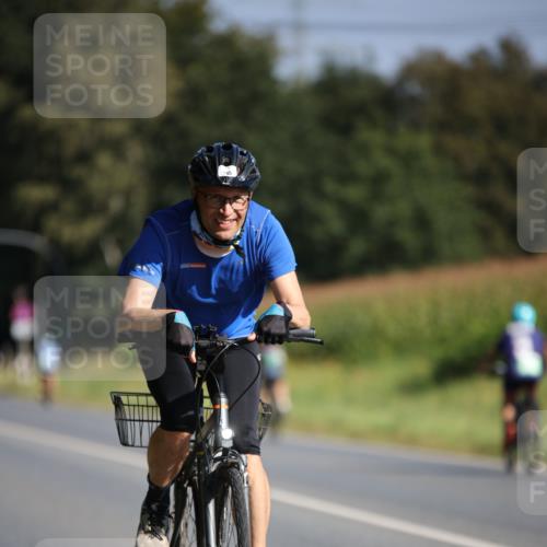 01.09.2024 - 17. Tribühne Triathlon H.Heesch http://msf.ph/oto/6940212 01.09.2024 10:35:40 Radfahren 145, 190, 201, 223, 284, 307 meine-sportfotos.de