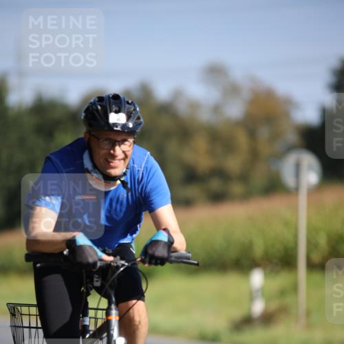 01.09.2024 - 17. Tribühne Triathlon H.Heesch http://msf.ph/oto/6940240 01.09.2024 10:35:41 Radfahren 145, 190, 201, 223, 284, 307 meine-sportfotos.de