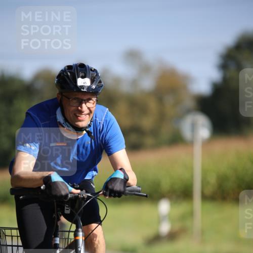 01.09.2024 - 17. Tribühne Triathlon H.Heesch http://msf.ph/oto/6940244 01.09.2024 10:35:41 Radfahren 145, 190, 201, 223, 284, 307 meine-sportfotos.de