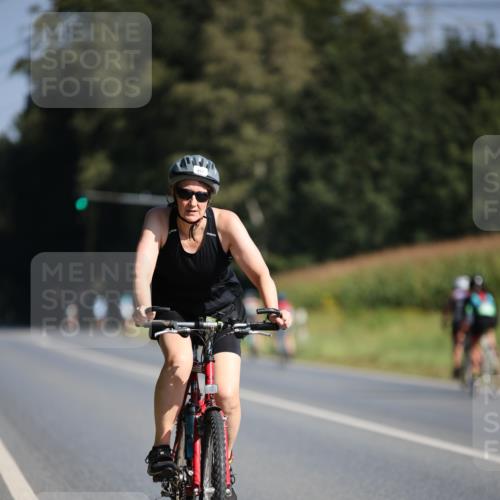 01.09.2024 - 17. Tribühne Triathlon H.Heesch http://msf.ph/oto/6940270 01.09.2024 10:35:58 Radfahren 157, 203 meine-sportfotos.de