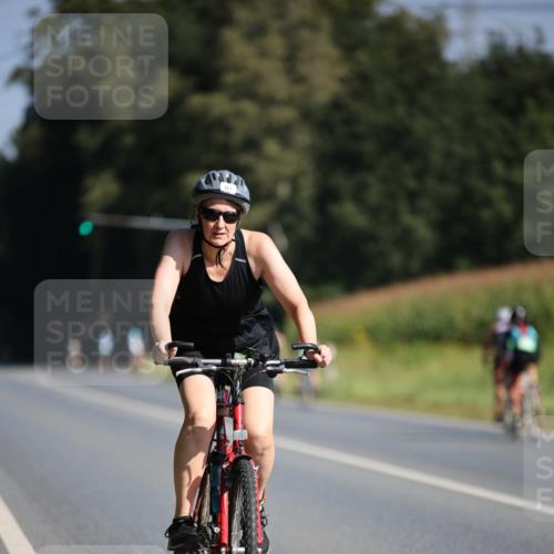 01.09.2024 - 17. Tribühne Triathlon H.Heesch http://msf.ph/oto/6940275 01.09.2024 10:35:58 Radfahren 157, 203 meine-sportfotos.de