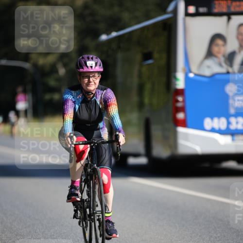 01.09.2024 - 17. Tribühne Triathlon H.Heesch http://msf.ph/oto/6940328 01.09.2024 10:36:10 Radfahren 1066, 1072 meine-sportfotos.de