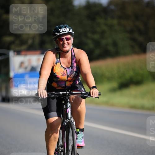 01.09.2024 - 17. Tribühne Triathlon H.Heesch http://msf.ph/oto/6940375 01.09.2024 10:36:15 Radfahren 139, 1072 meine-sportfotos.de