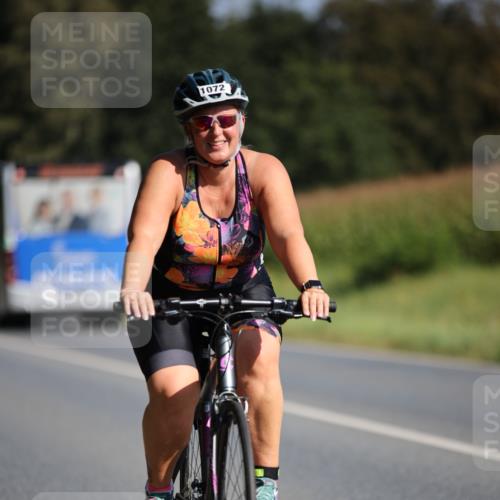 01.09.2024 - 17. Tribühne Triathlon H.Heesch http://msf.ph/oto/6940379 01.09.2024 10:36:15 Radfahren 139, 1072 meine-sportfotos.de