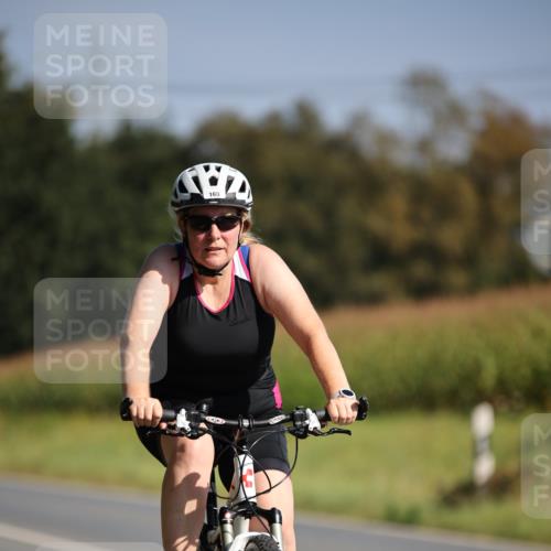 01.09.2024 - 17. Tribühne Triathlon H.Heesch http://msf.ph/oto/6940514 01.09.2024 10:37:44 Radfahren 160 meine-sportfotos.de