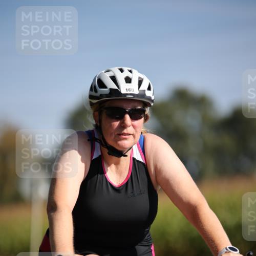 01.09.2024 - 17. Tribühne Triathlon H.Heesch http://msf.ph/oto/6940539 01.09.2024 10:37:45 Radfahren 160 meine-sportfotos.de