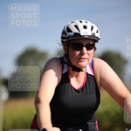 01.09.2024 - 17. Tribühne Triathlon H.Heesch http://msf.ph/oto/6940543 01.09.2024 10:37:45 Radfahren 160 meine-sportfotos.de